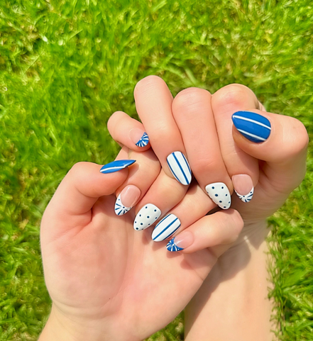 Blue Me Away | Salon Press-On Nails
