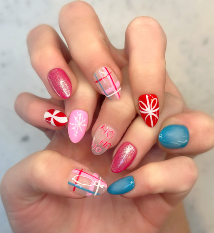 Christmas is Calling | Short Almond